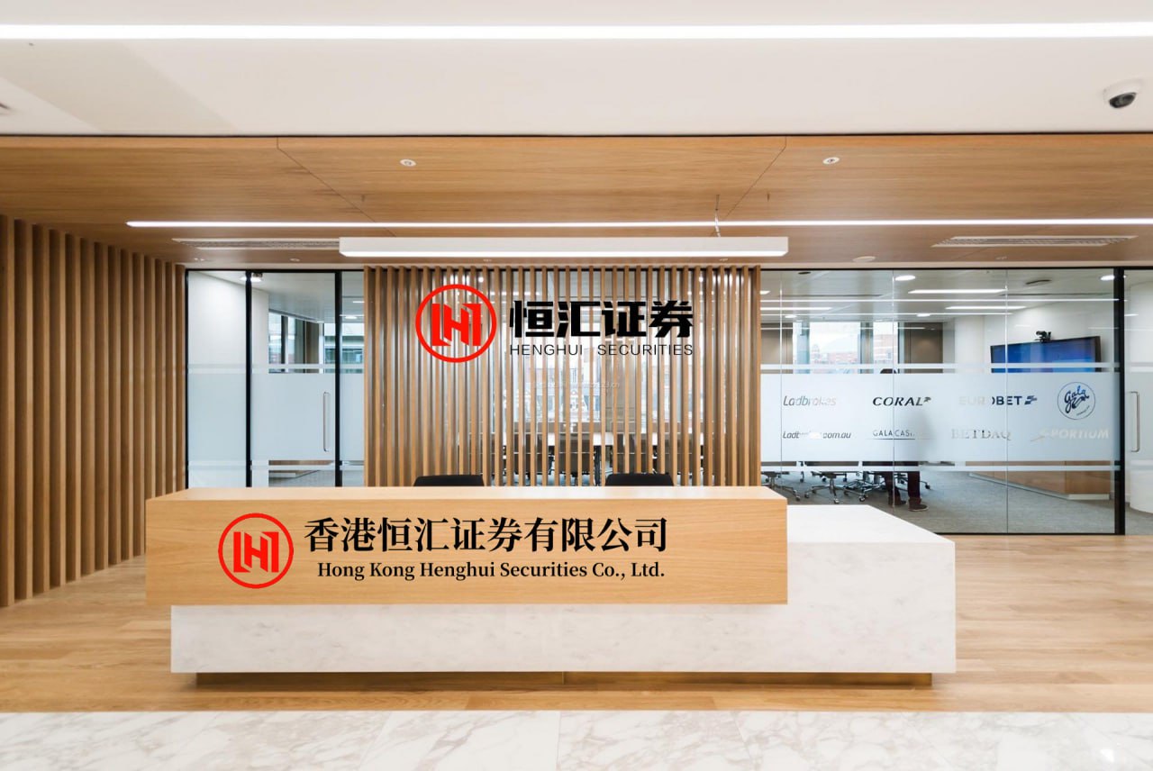 配配查 Ber无畏契约？那还说啥日本留子先跳了...